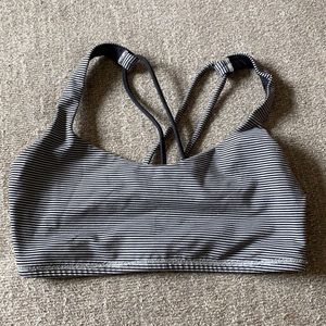 Lululemon Free to Be Bra